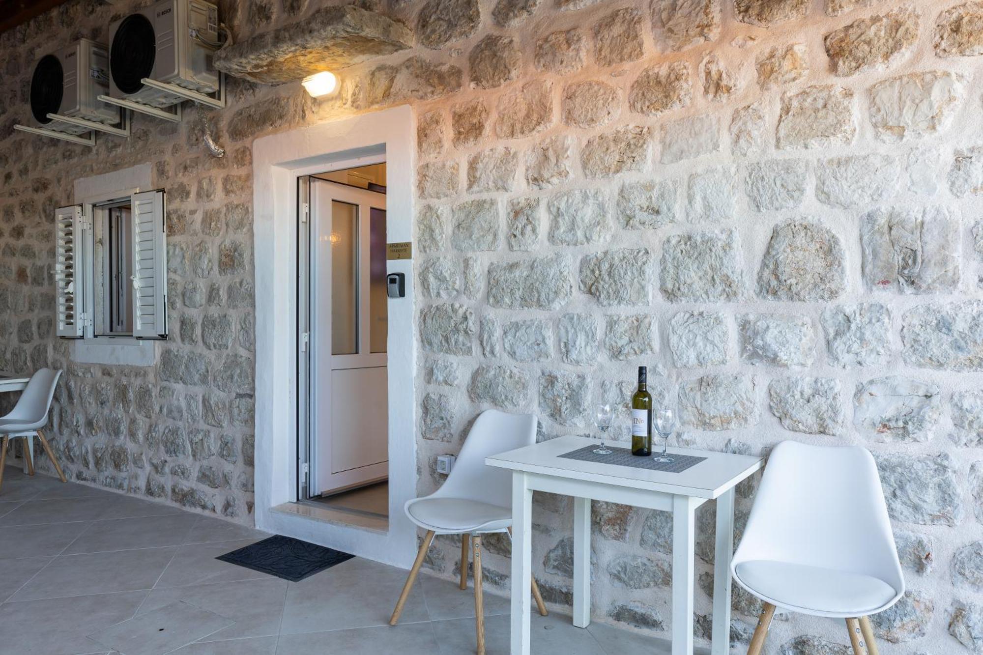 Apartments Harriete Dubrovnik Exterior photo